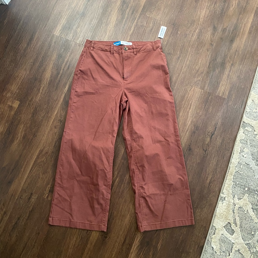 Old Navy Cropped Pant